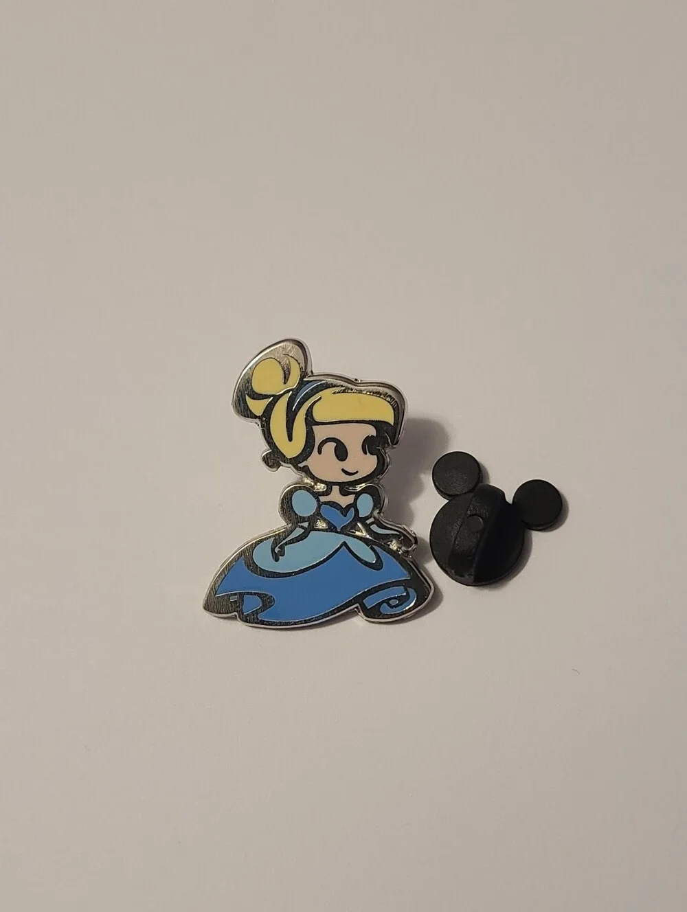 Disney Cinderella Pin